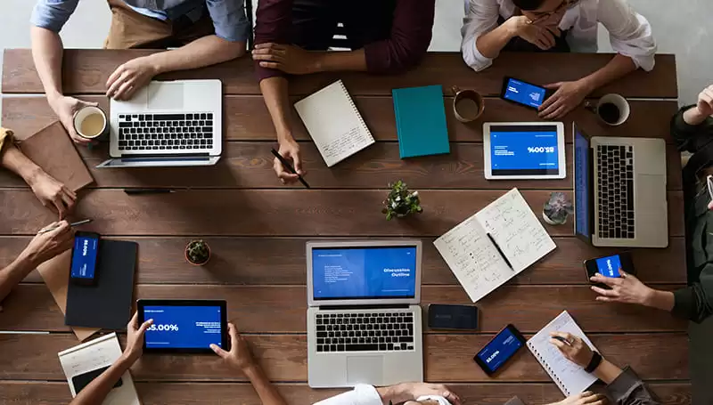 Como a Internet Está Mudando o Modo de Comunicação